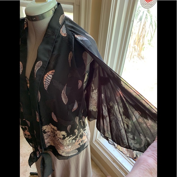 Sheer 🍂Kimono Top - Picture 2 of 6
